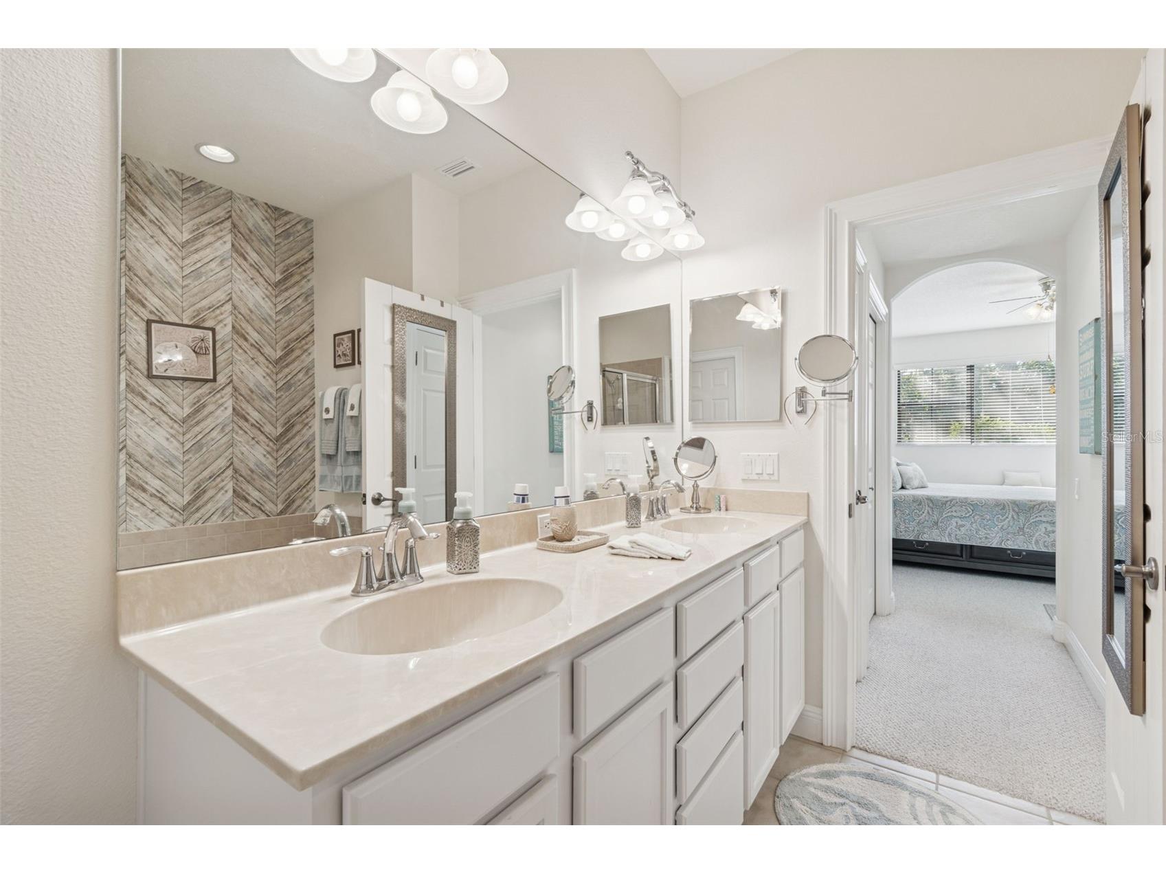 13207 San Blas Loop Largo FL 33774 TB8467680 image60