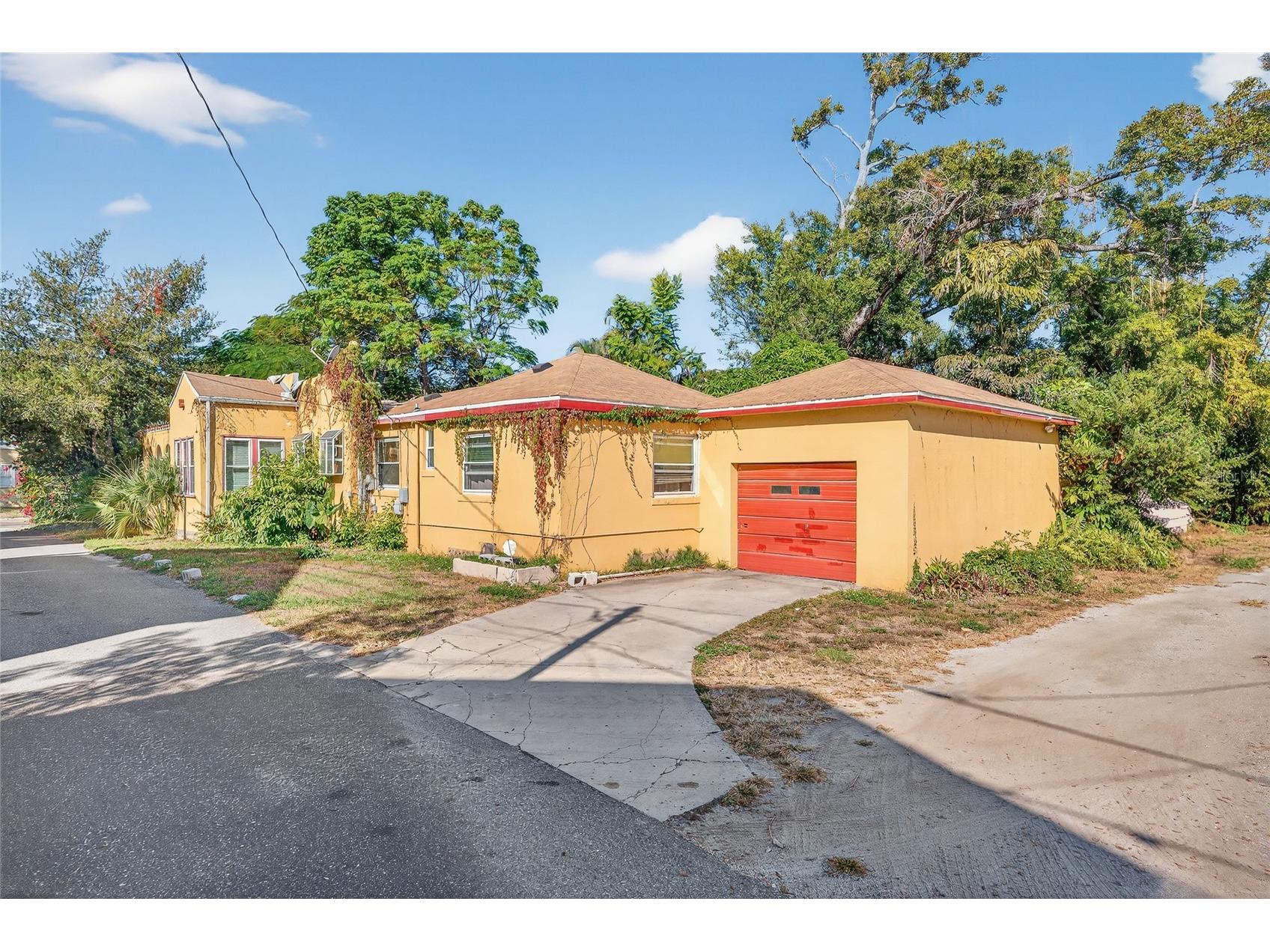 1321 28th Street N Saint Petersburg FL 33713 TB8457356 image1