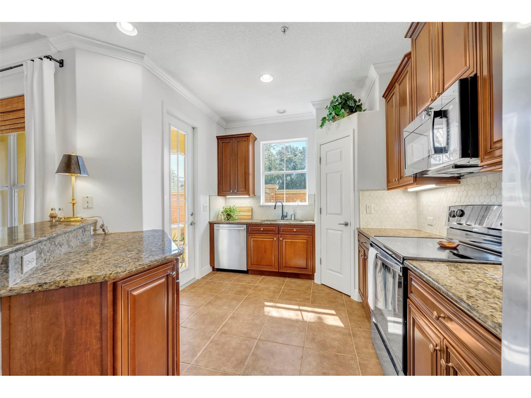 1321 Benevolent Street Maitland FL 32751 - LAKE CHARITY O6377413 image10