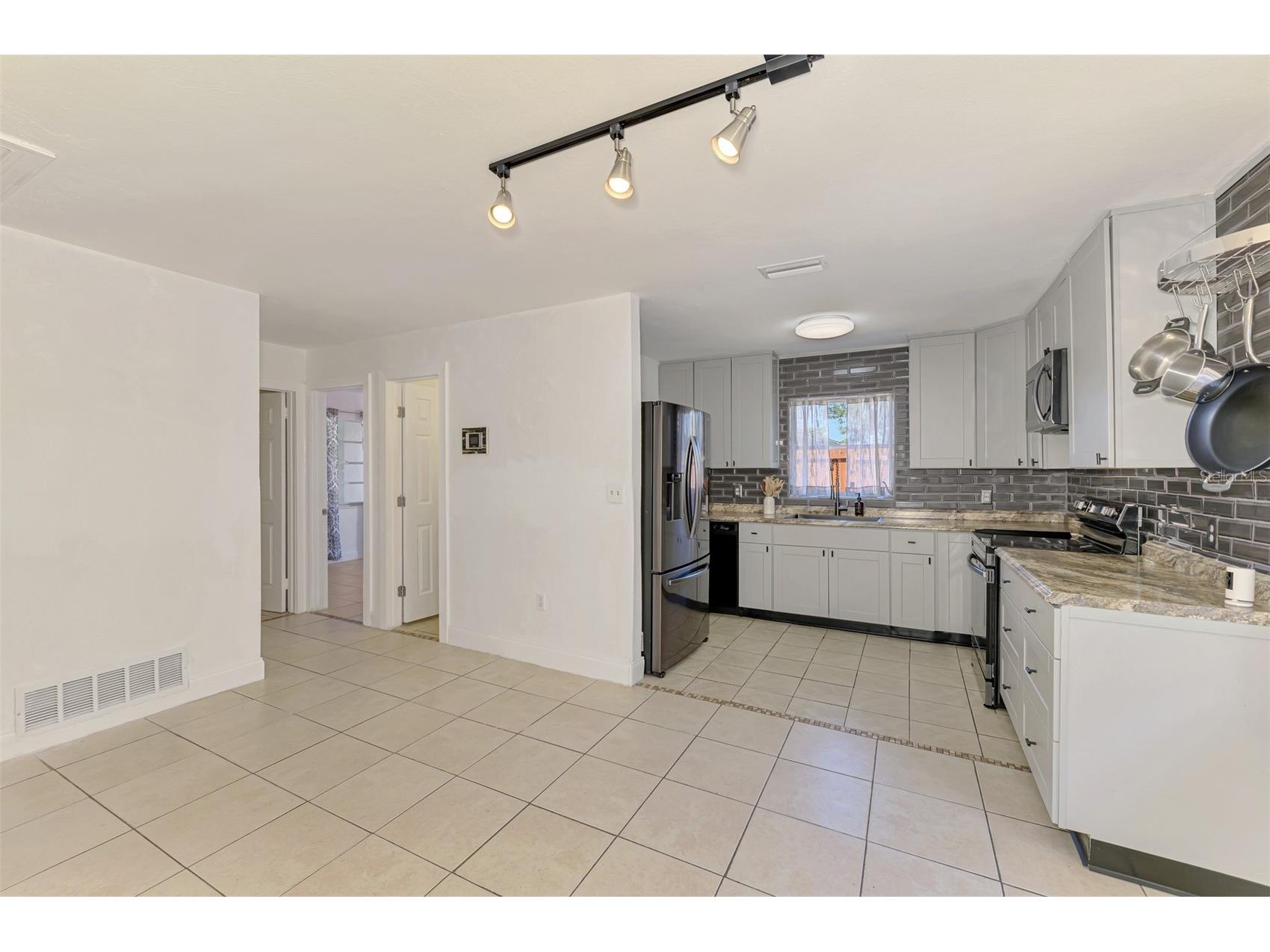 1321 Groveland Avenue Venice FL 34285 N6139939 image23