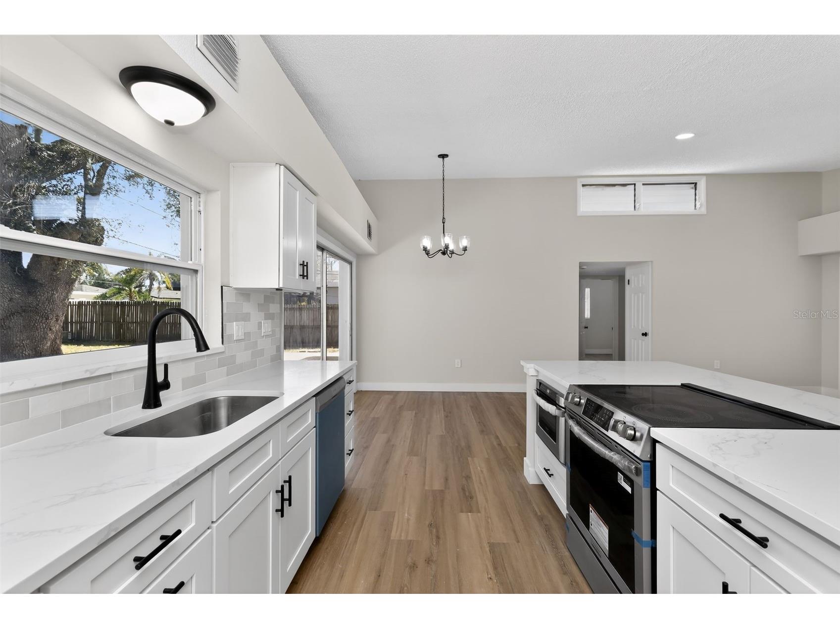 1321 Murray Avenue Clearwater FL 33755 TB8488543 image10