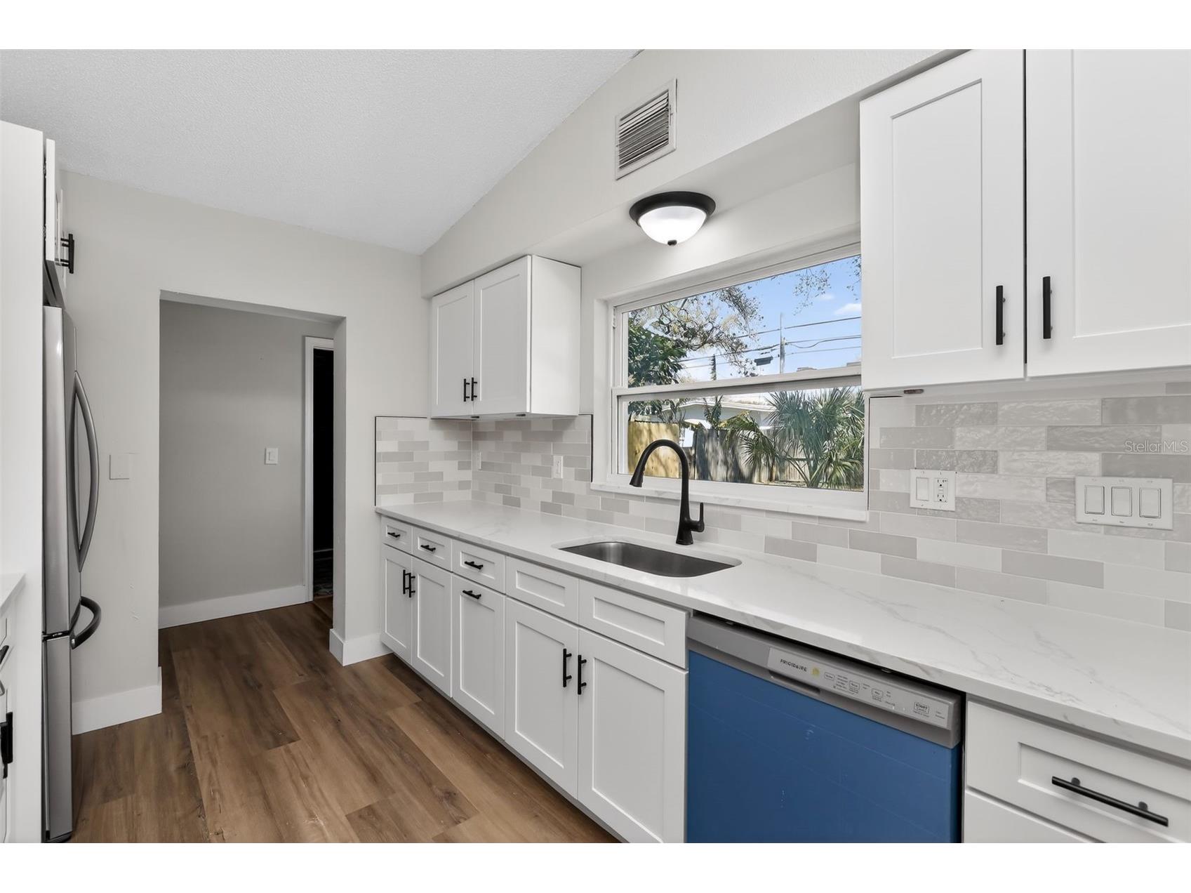 1321 Murray Avenue Clearwater FL 33755 TB8488543 image11