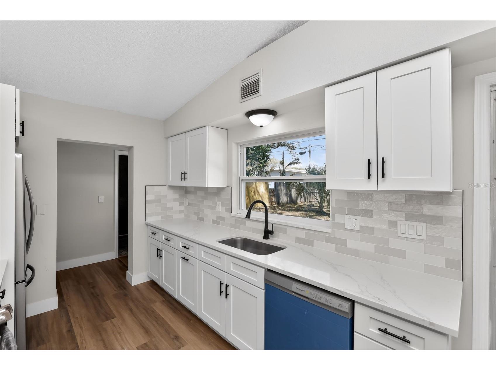 1321 Murray Avenue Clearwater FL 33755 TB8488543 image14