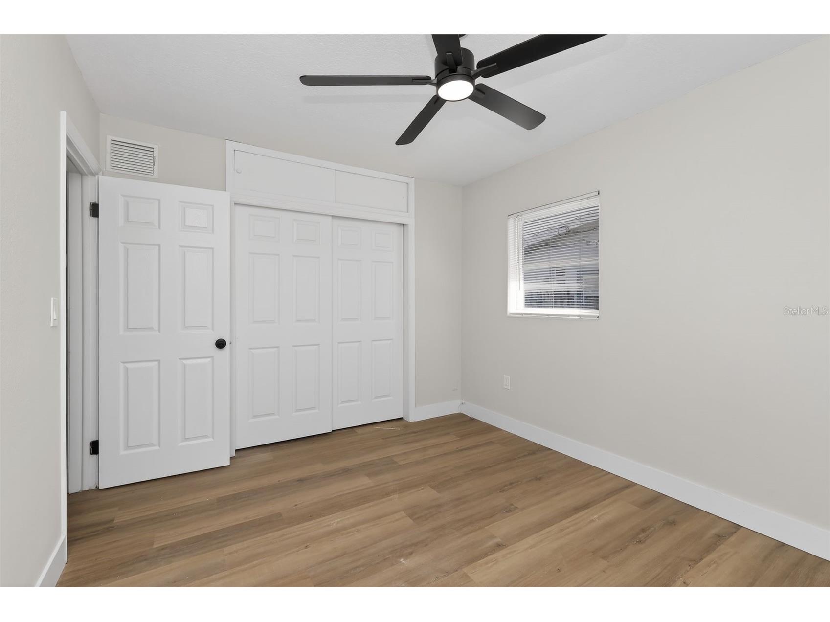 1321 Murray Avenue Clearwater FL 33755 TB8488543 image25