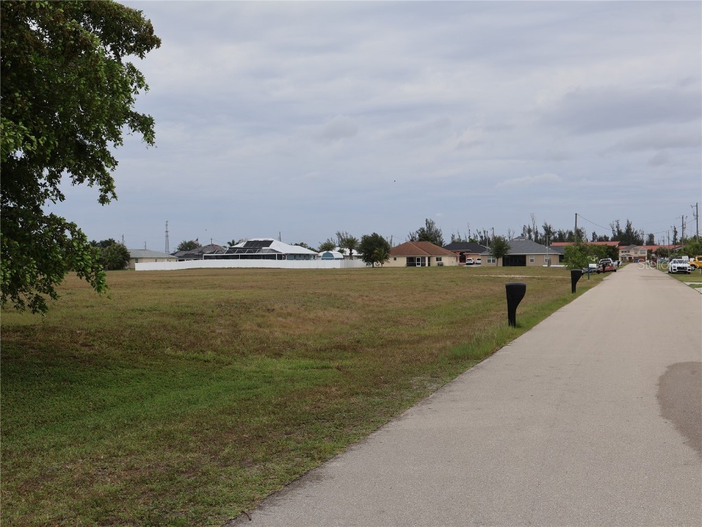 1321 SW 21st Avenue Cape Coral FL 33991 - CARNAVAL CANAL A4674592 image3