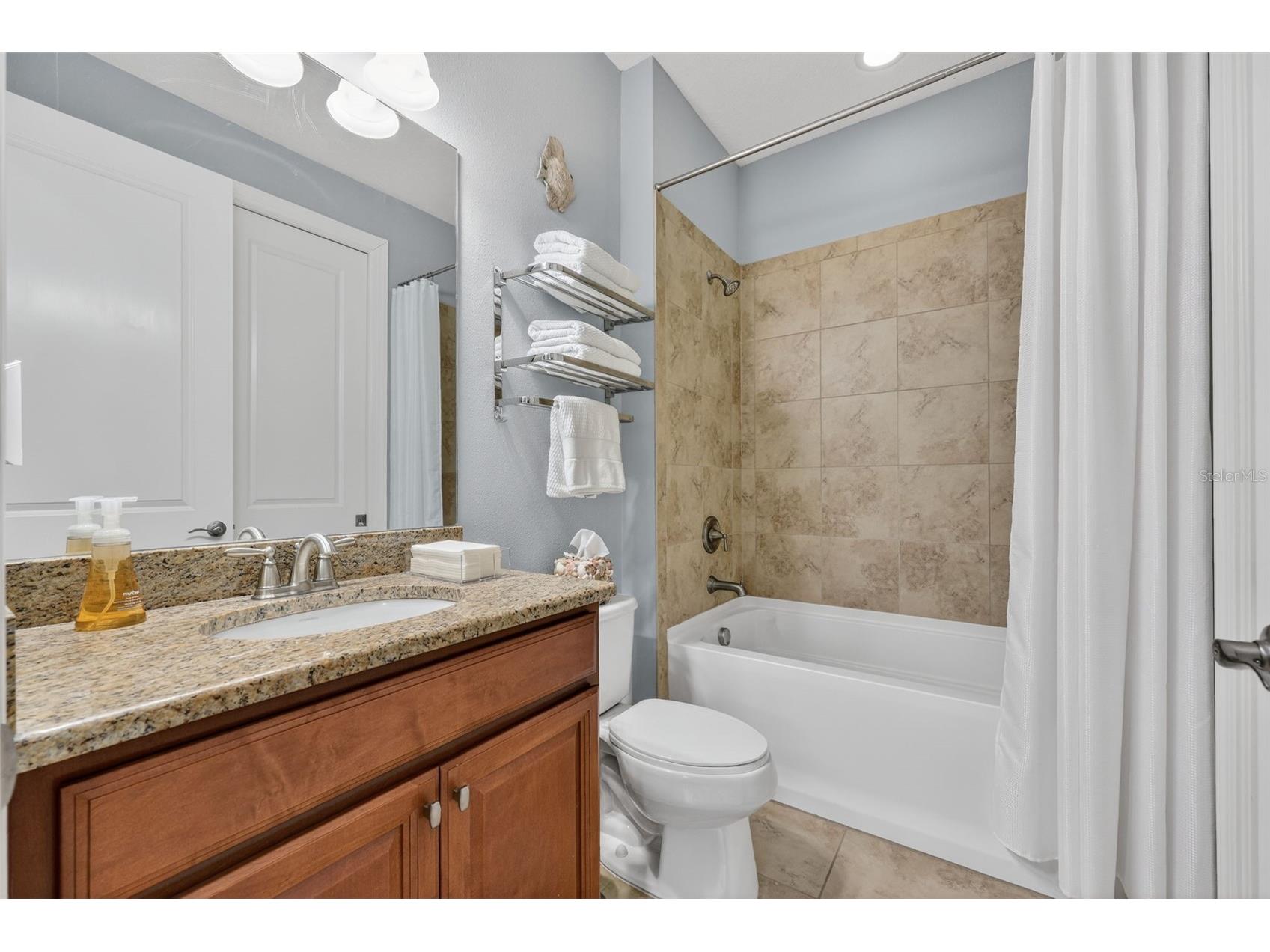 13211 Prima Drive Bradenton FL 34211 A4681463 image20
