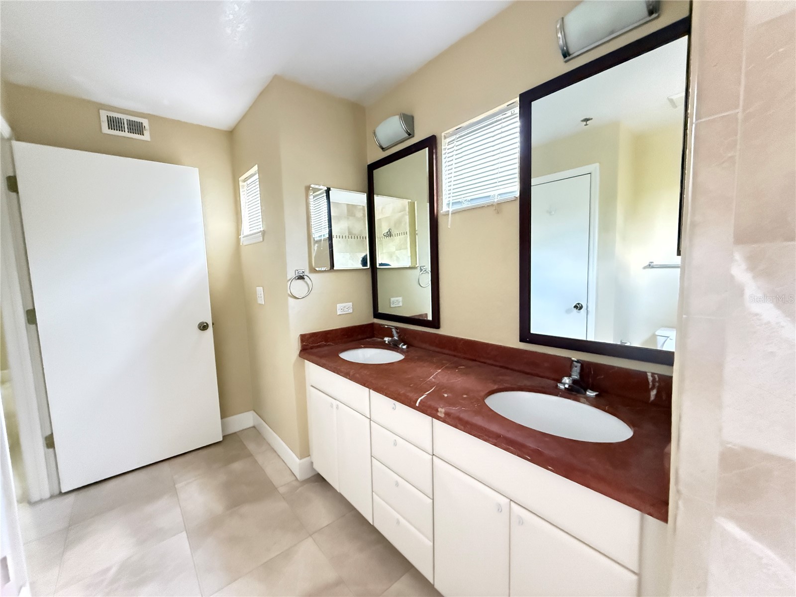 13212 Arbor Isle Drive #201 Tampa FL 33637 TB8511804 image12