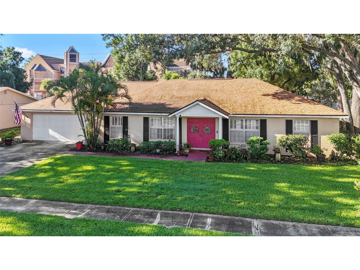 13212 Moran Drive Tampa FL 33618 TB8410141 image1
