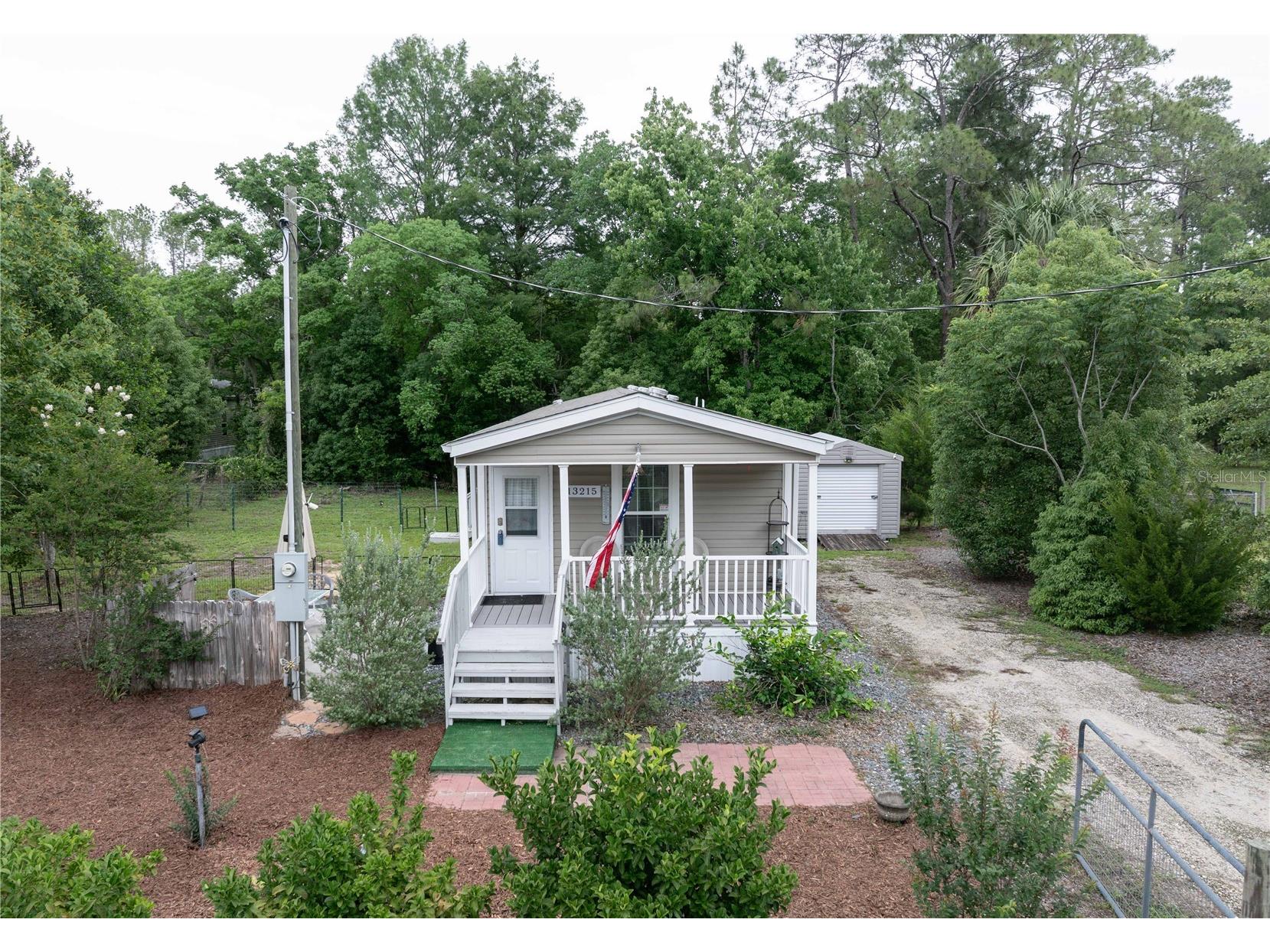 13215 NE 41st Street Silver Springs FL 34488 OM725738 image1