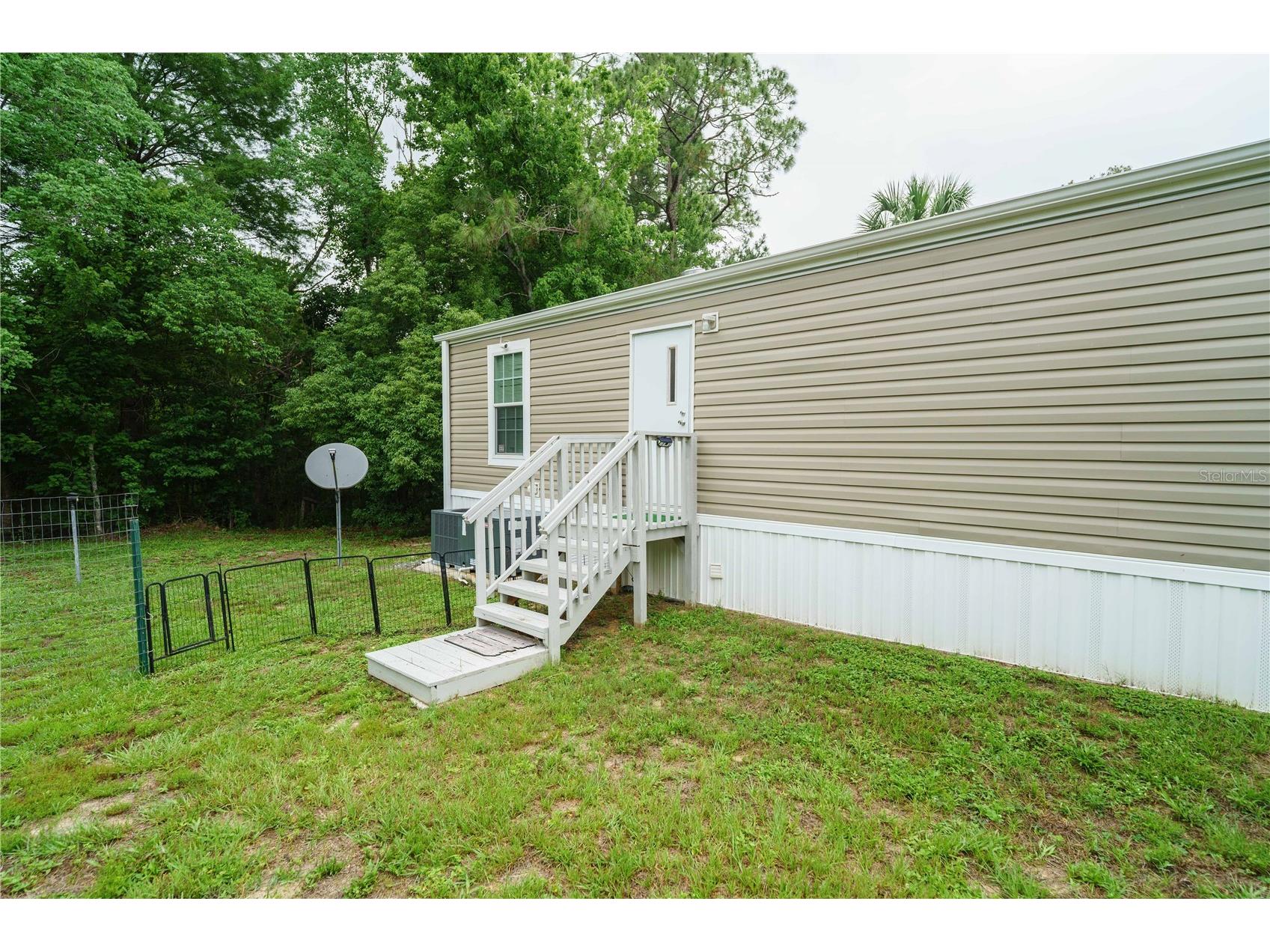 13215 NE 41st Street Silver Springs FL 34488 OM725738 image32