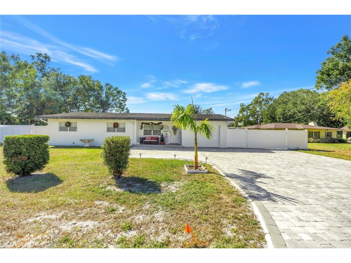 13216 Forest Hills Drive Tampa FL 33612 TB8451367 image1