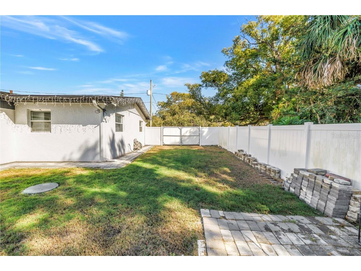 13216 Forest Hills Drive Tampa FL 33612 TB8451367 image49