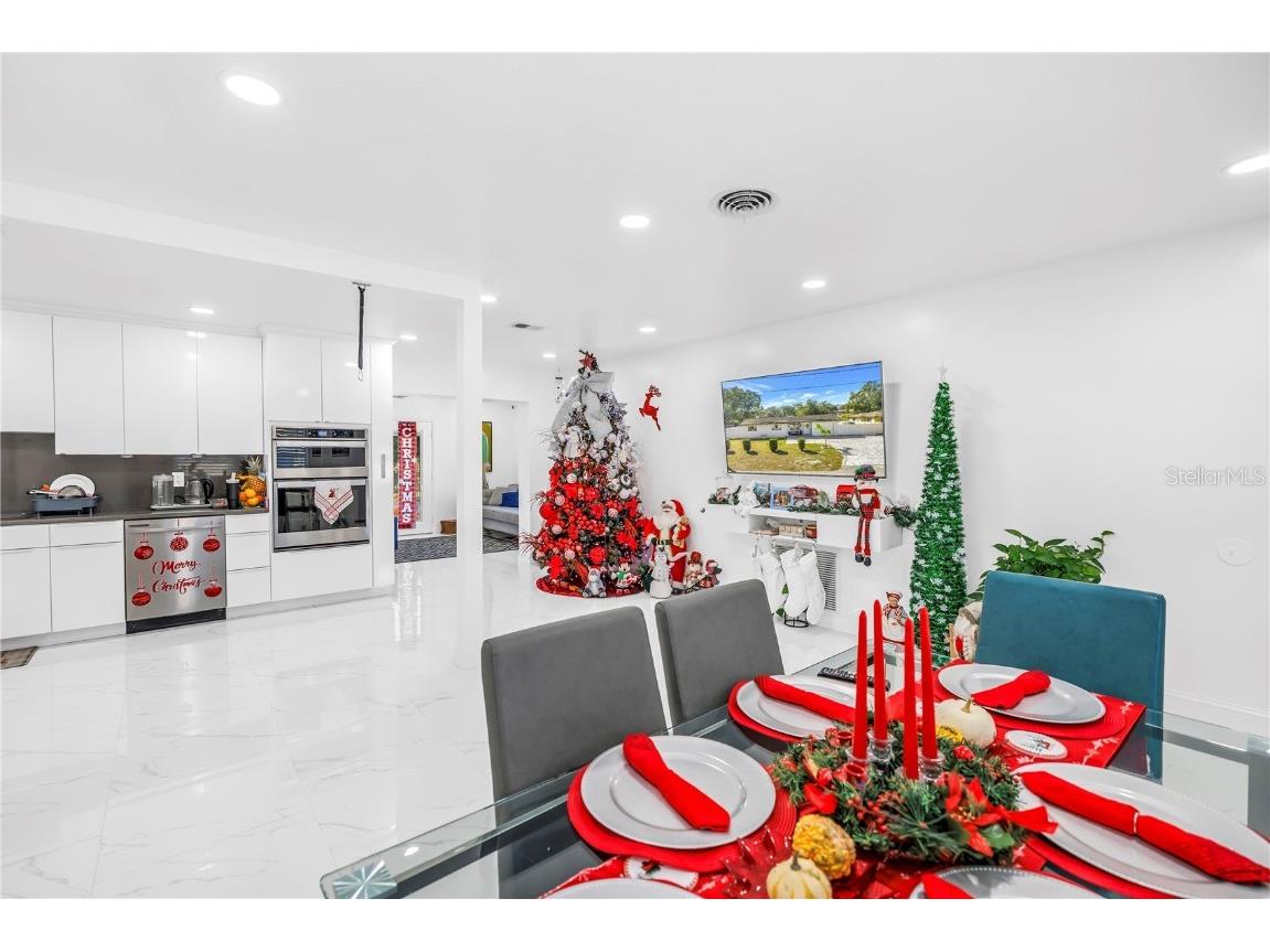 13216 Forest Hills Drive Tampa FL 33612 TB8451367 image7