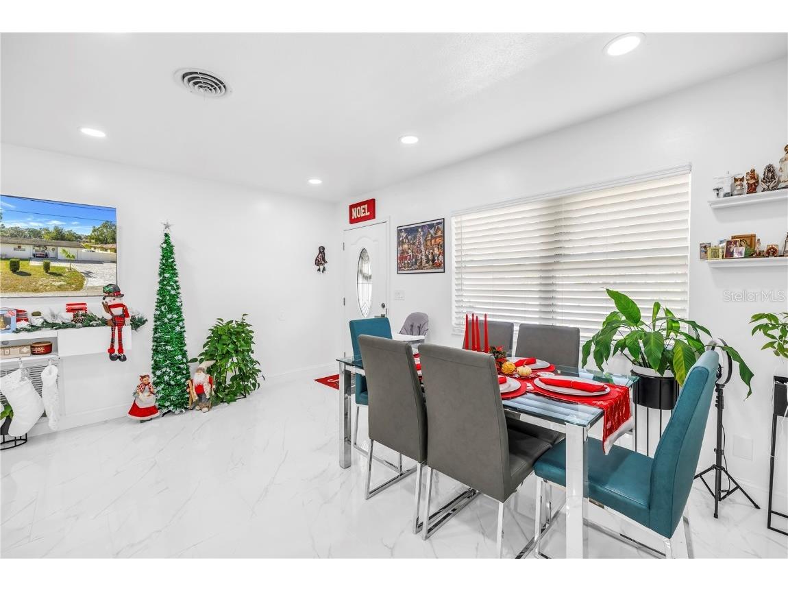 13216 Forest Hills Drive Tampa FL 33612 TB8451367 image9