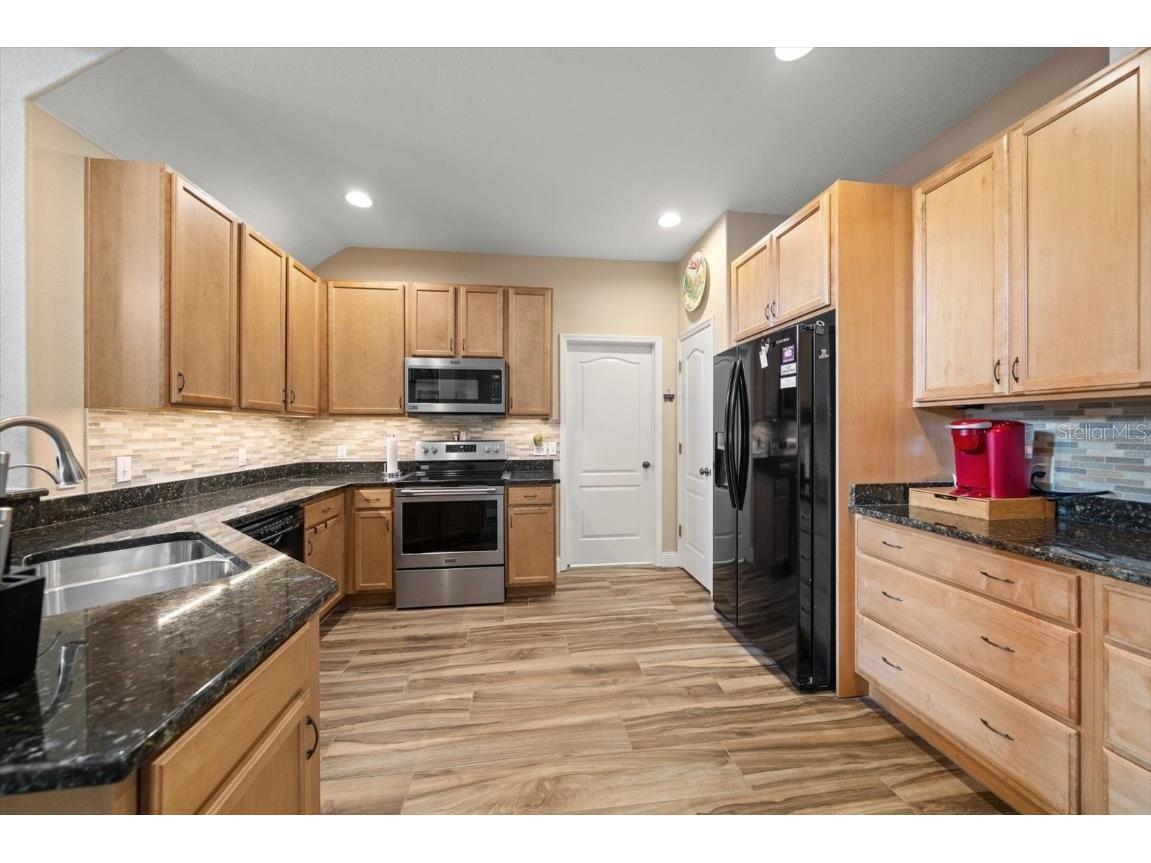 13219 San Blas Loop Largo FL 33774 TB8438077 image11