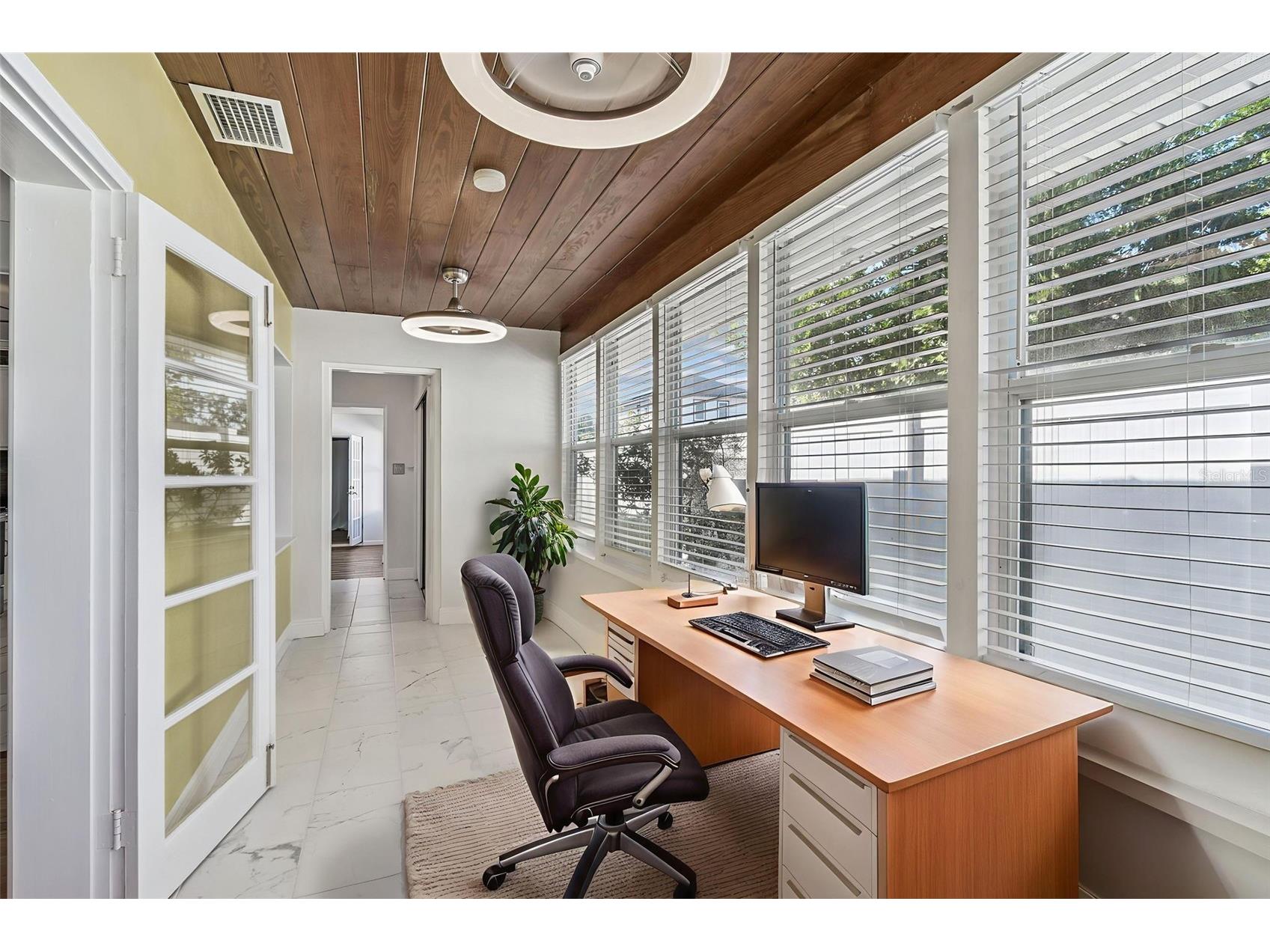 1322 48th Avenue N Saint Petersburg FL 33703 TB8455583 image11