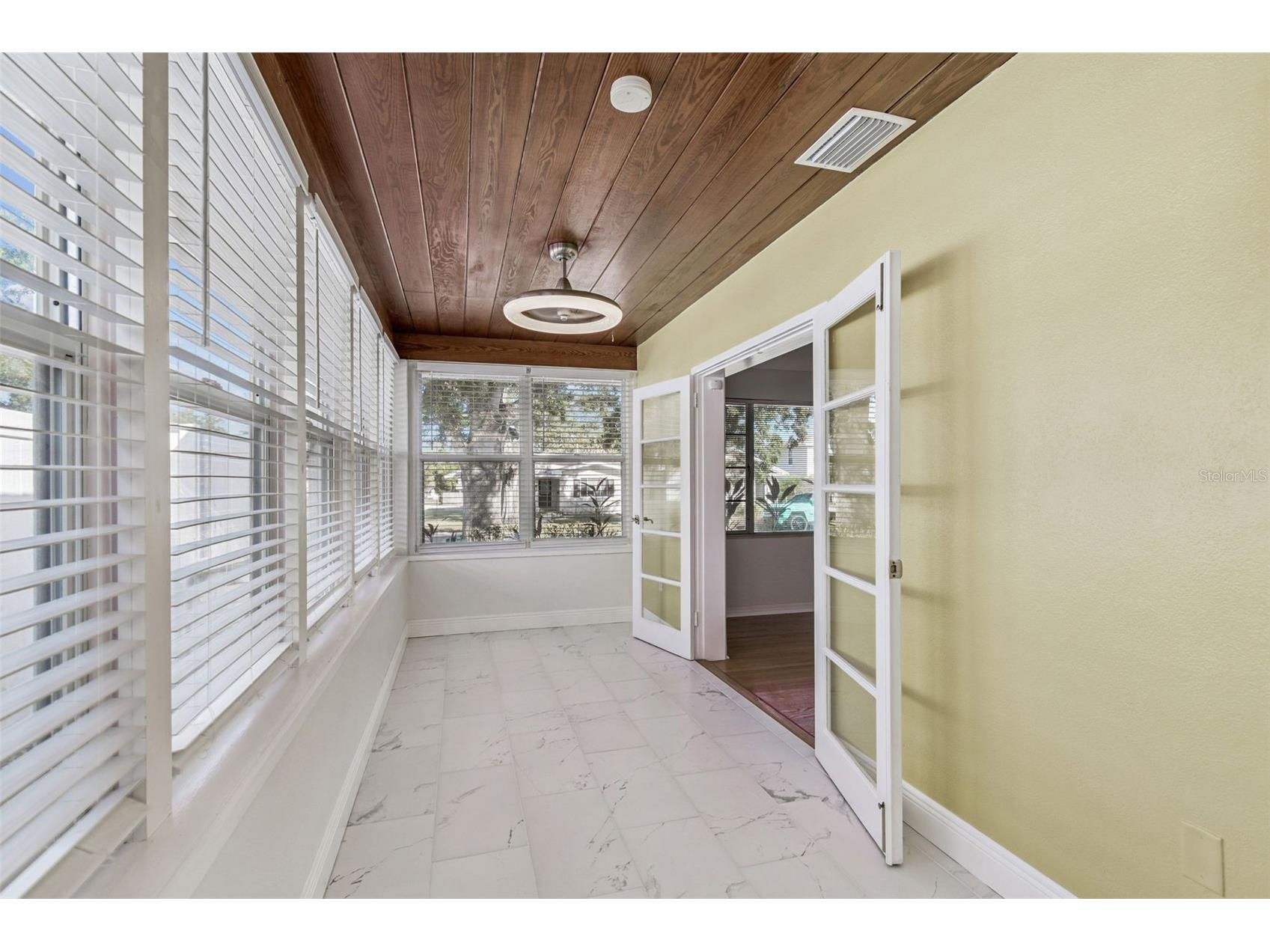 1322 48th Avenue N Saint Petersburg FL 33703 TB8455583 image14