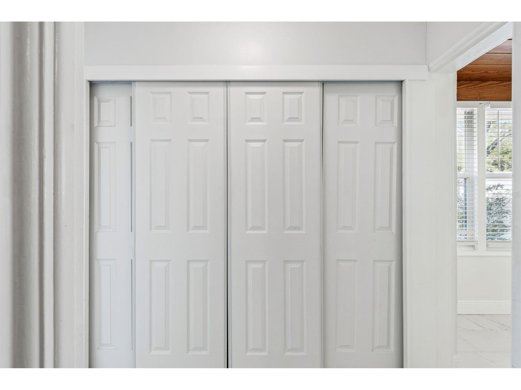 1322 48th Avenue N Saint Petersburg FL 33703 TB8455583 image15