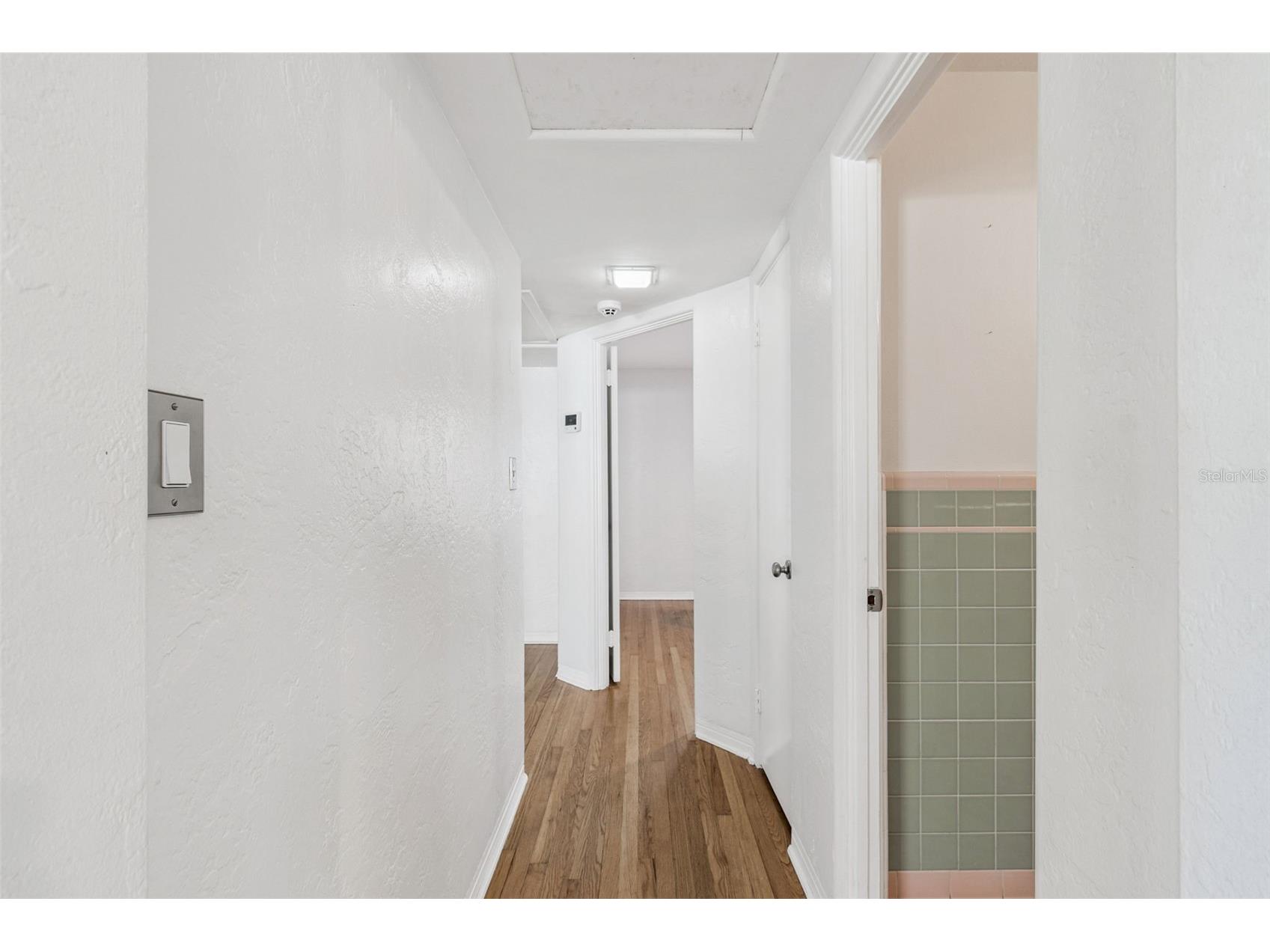 1322 48th Avenue N Saint Petersburg FL 33703 TB8455583 image21