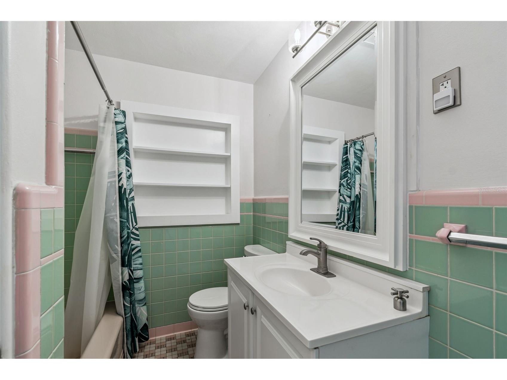 1322 48th Avenue N Saint Petersburg FL 33703 TB8455583 image34