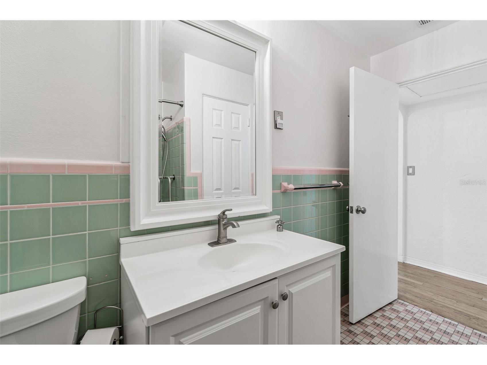 1322 48th Avenue N Saint Petersburg FL 33703 TB8455583 image36