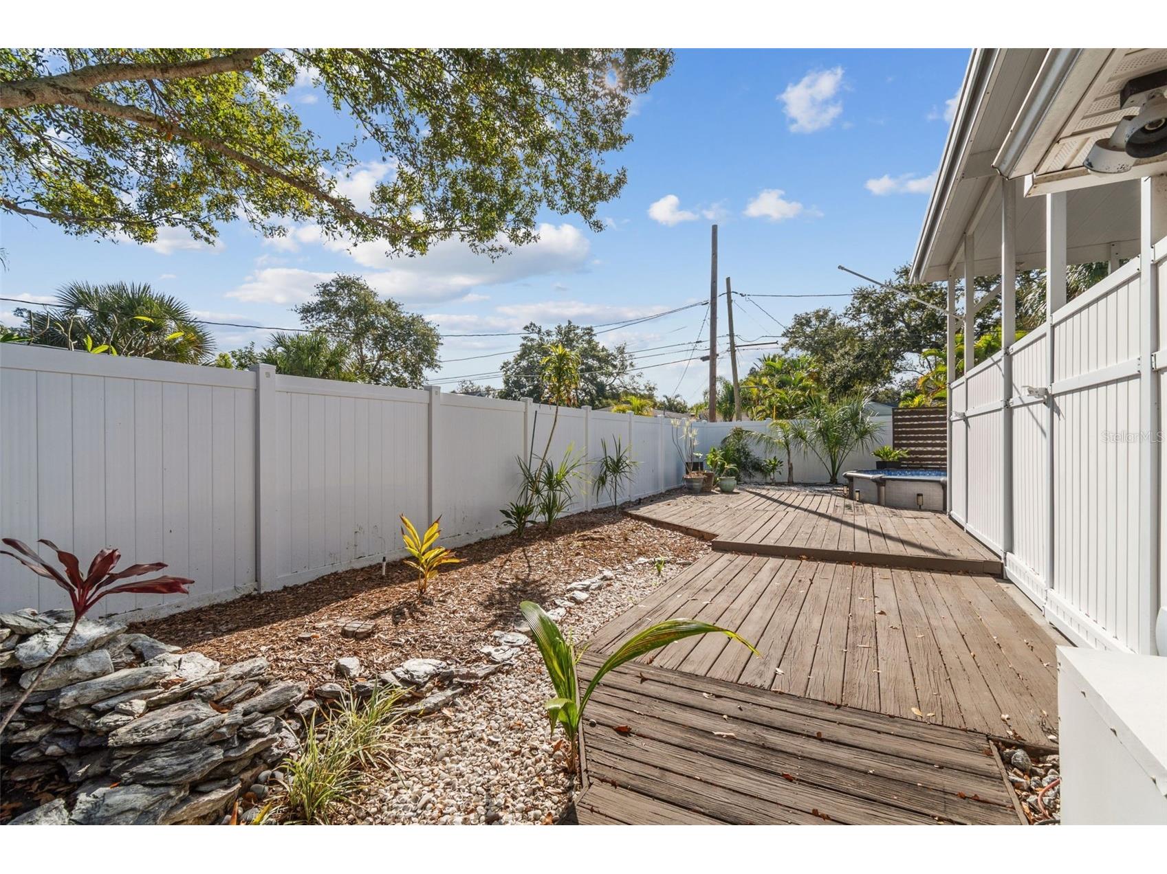 1322 48th Avenue N Saint Petersburg FL 33703 TB8455583 image48