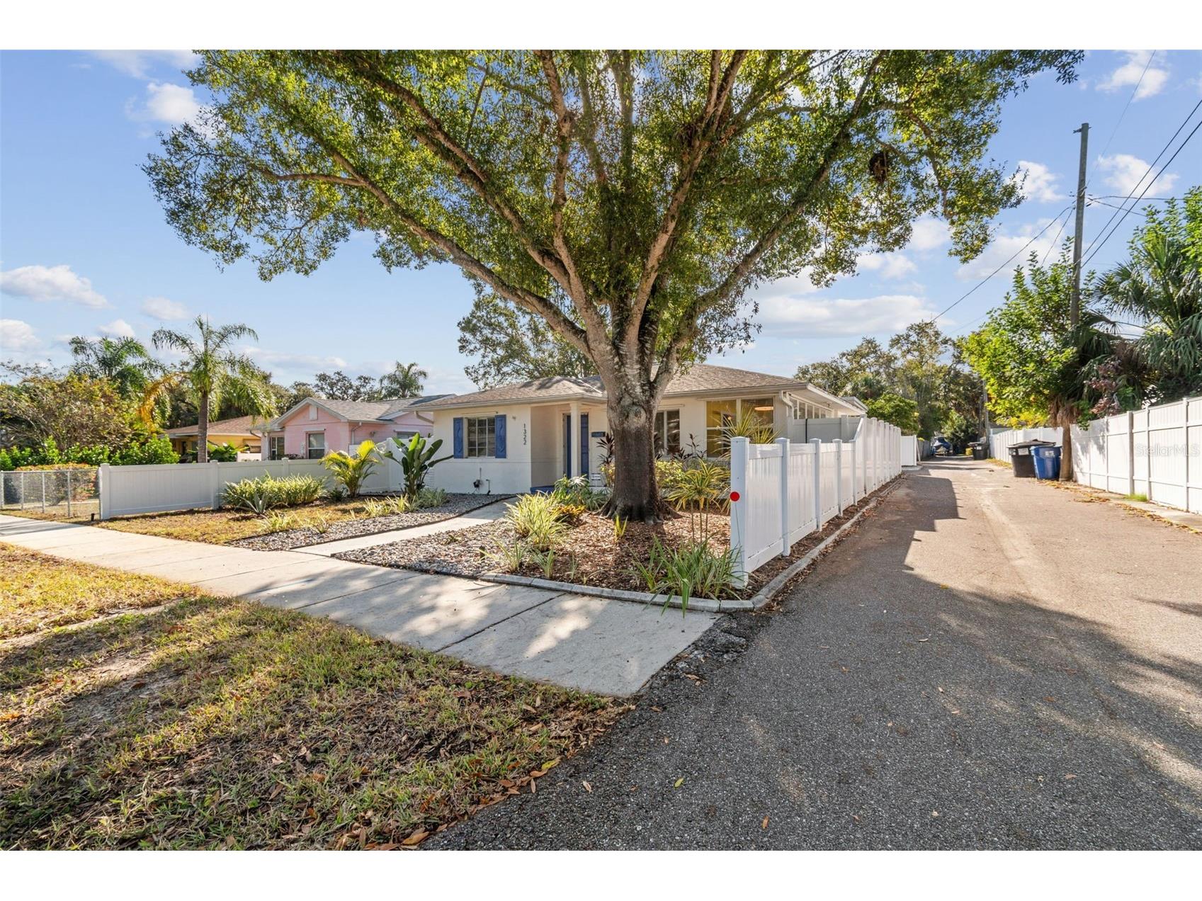 1322 48th Avenue N Saint Petersburg FL 33703 TB8455583 image64