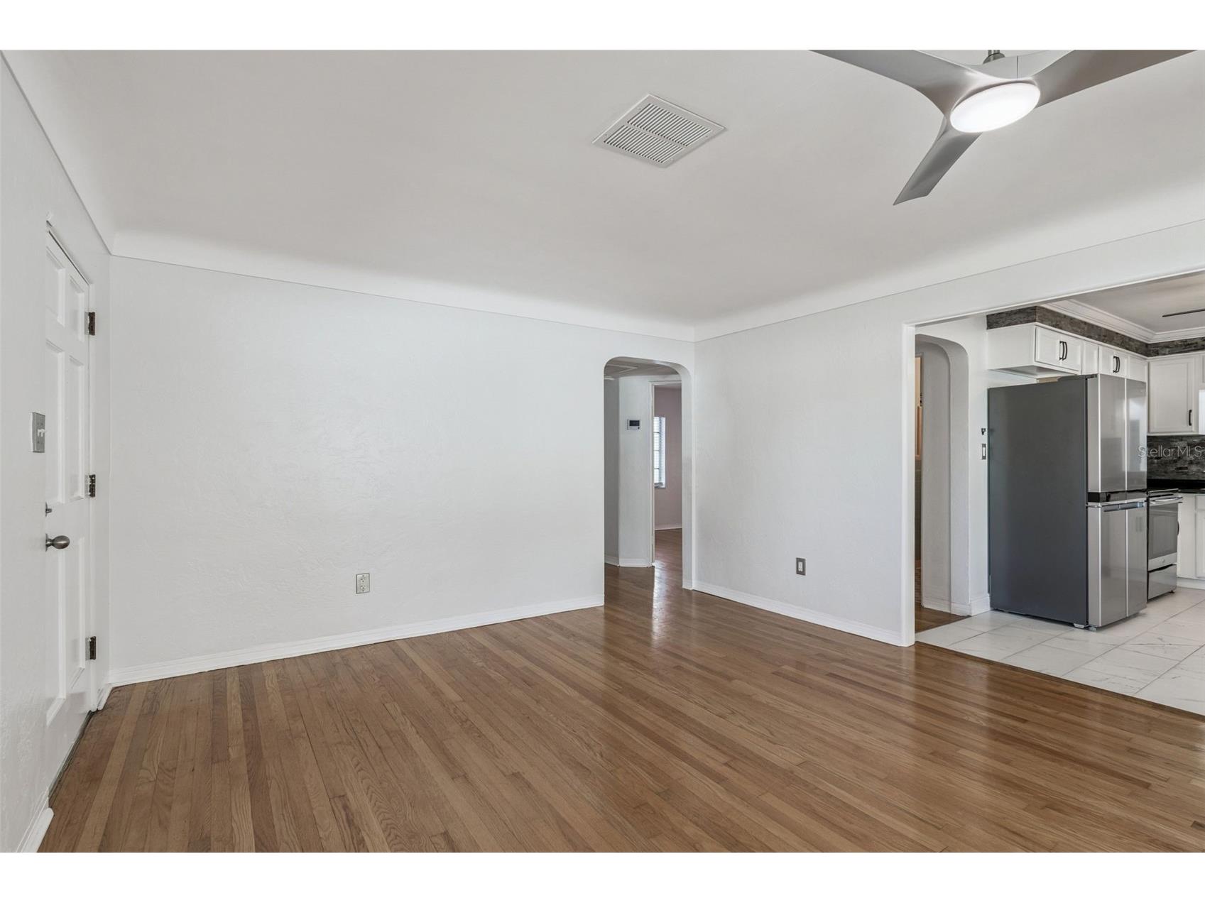 1322 48th Avenue N Saint Petersburg FL 33703 TB8455583 image7