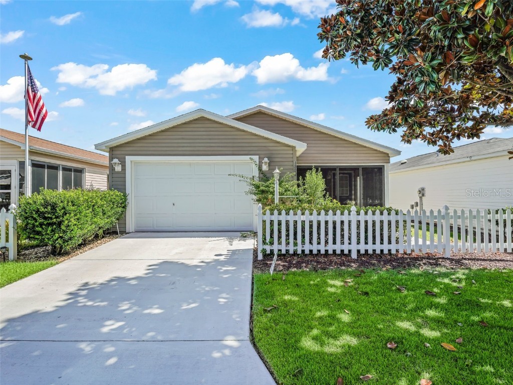 1322 Hollyberry Place The Villages FL 32162 OM705544 image1