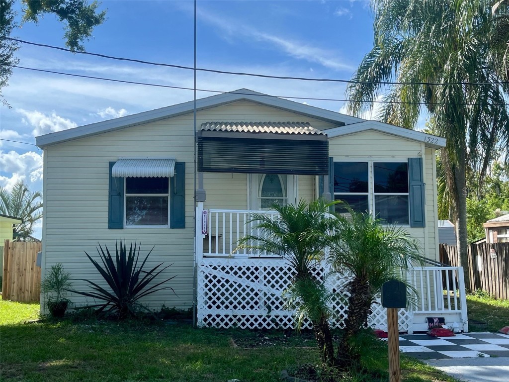 1322 Live Oak Parkway Tarpon Springs FL 34689 - SALT LAKE TB8413857 image1