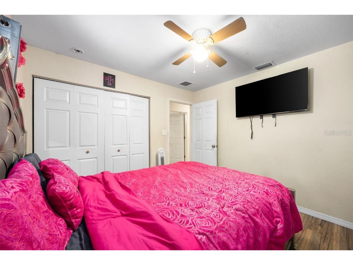 1322 NE 1st Avenue Gainesville FL 32641 GC534726 image19