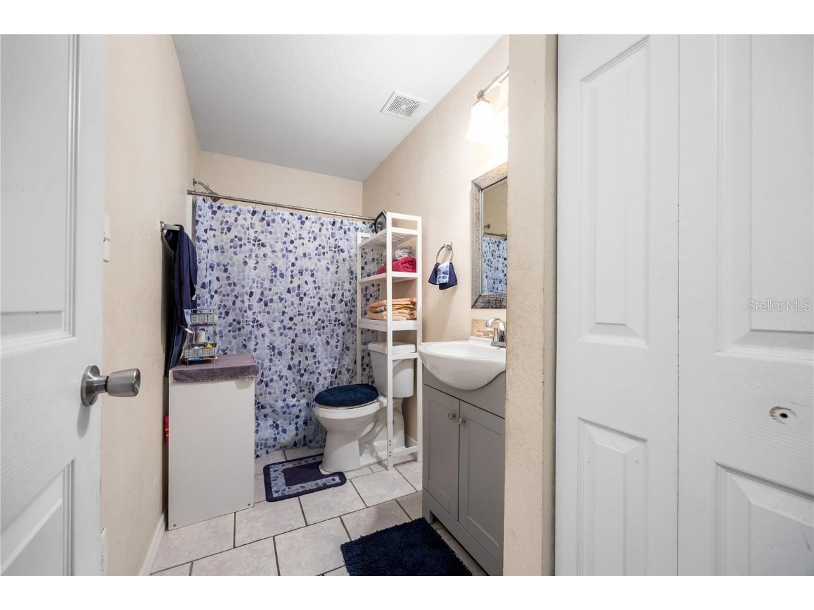 1322 NE 1st Avenue Gainesville FL 32641 GC534726 image20