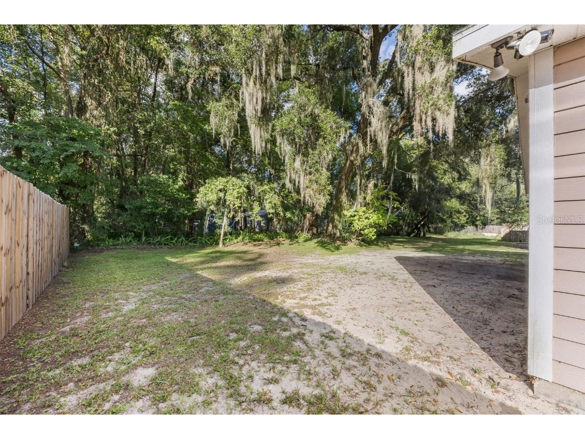 1322 NE 1st Avenue Gainesville FL 32641 GC534726 image22