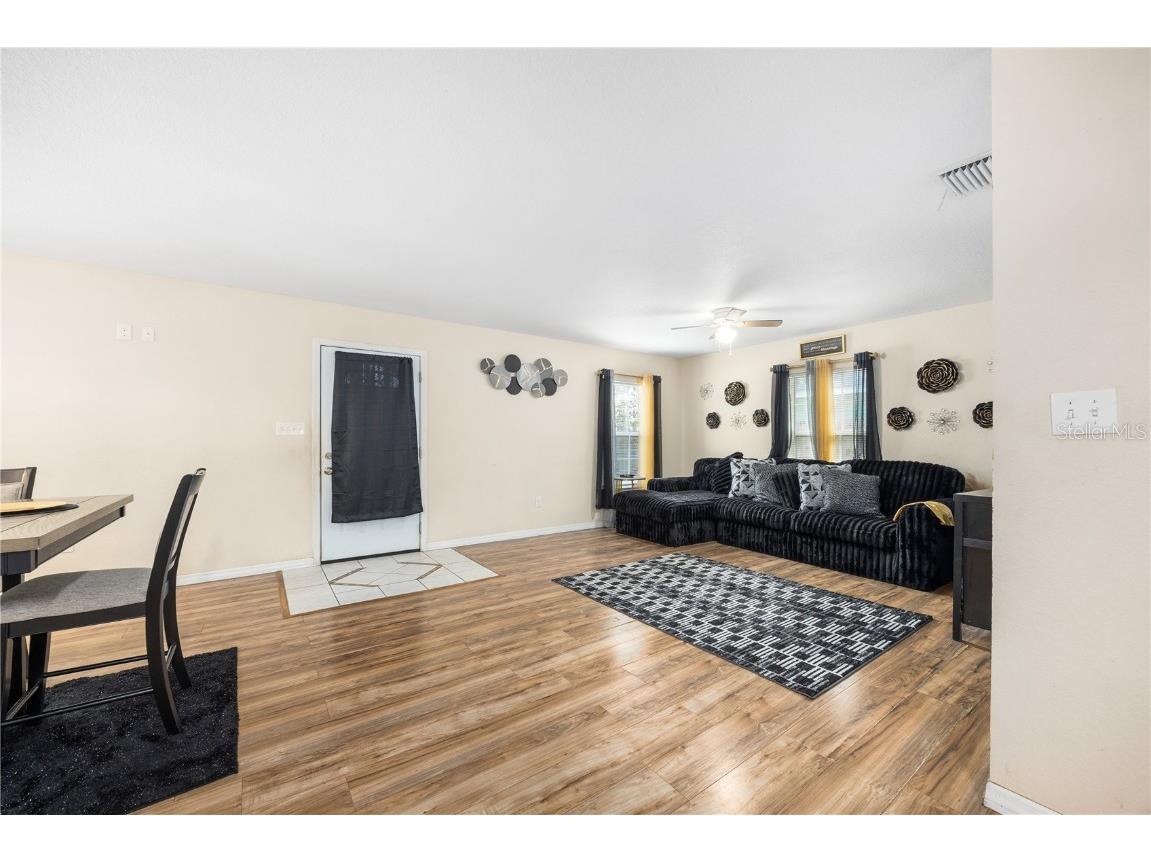 1322 NE 1st Avenue Gainesville FL 32641 GC534726 image5