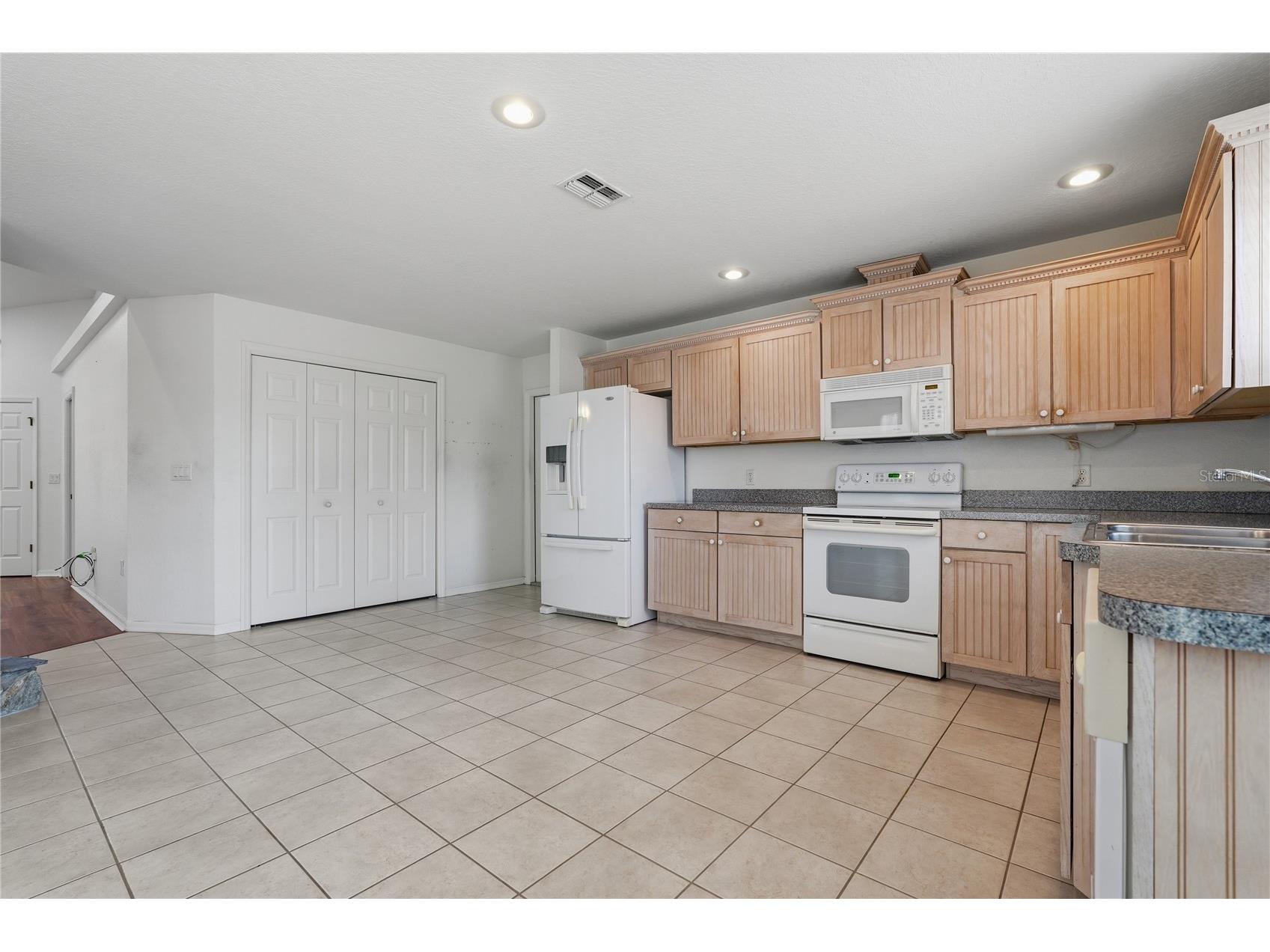 13222 Drysdale Street Spring Hill FL 34609 W7886717 image13