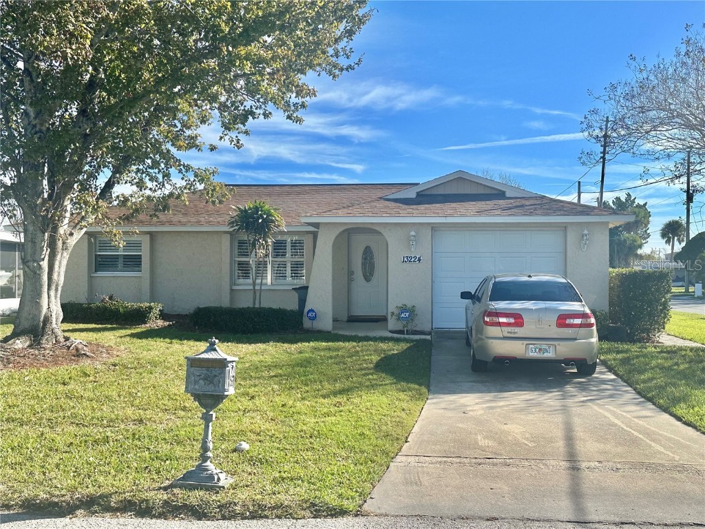 13224 Neptune Drive Hudson FL 34667 - GULF OF MEXICO S5095685 image1