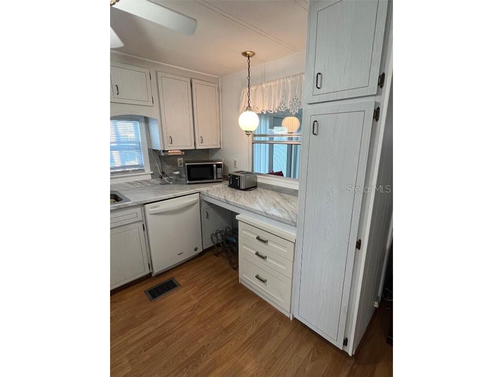 13225 101st Street #451 Largo FL 33773 TB8327310 image5