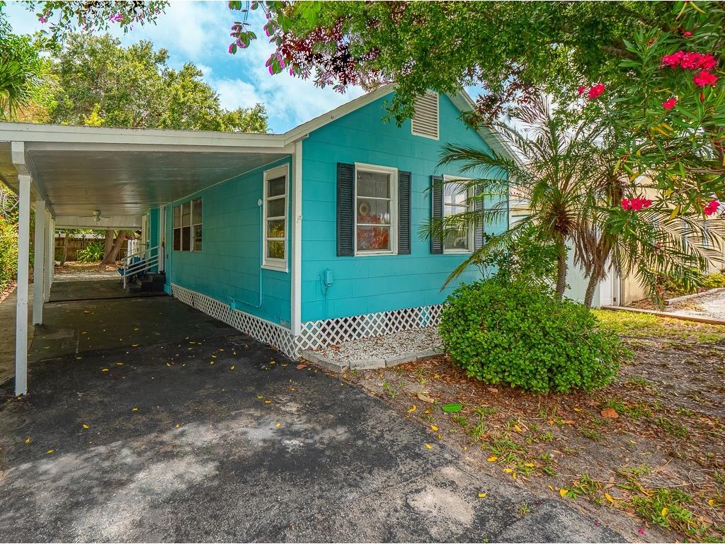 13226 3rd Street E Madeira Beach FL 33708 T3453028 image1