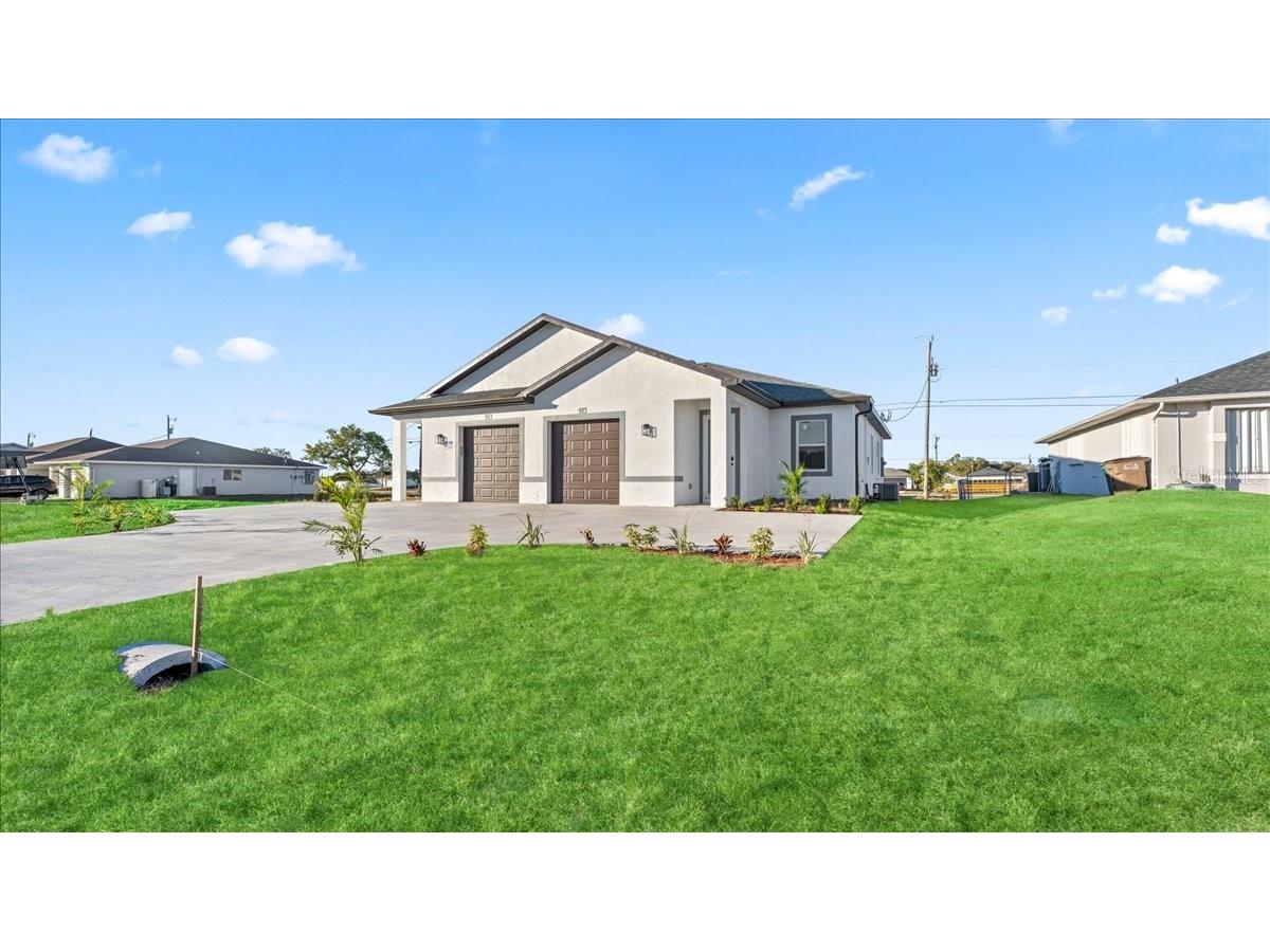 1323/1325 NE 8th Place Cape Coral FL 33909 A4686278 image2