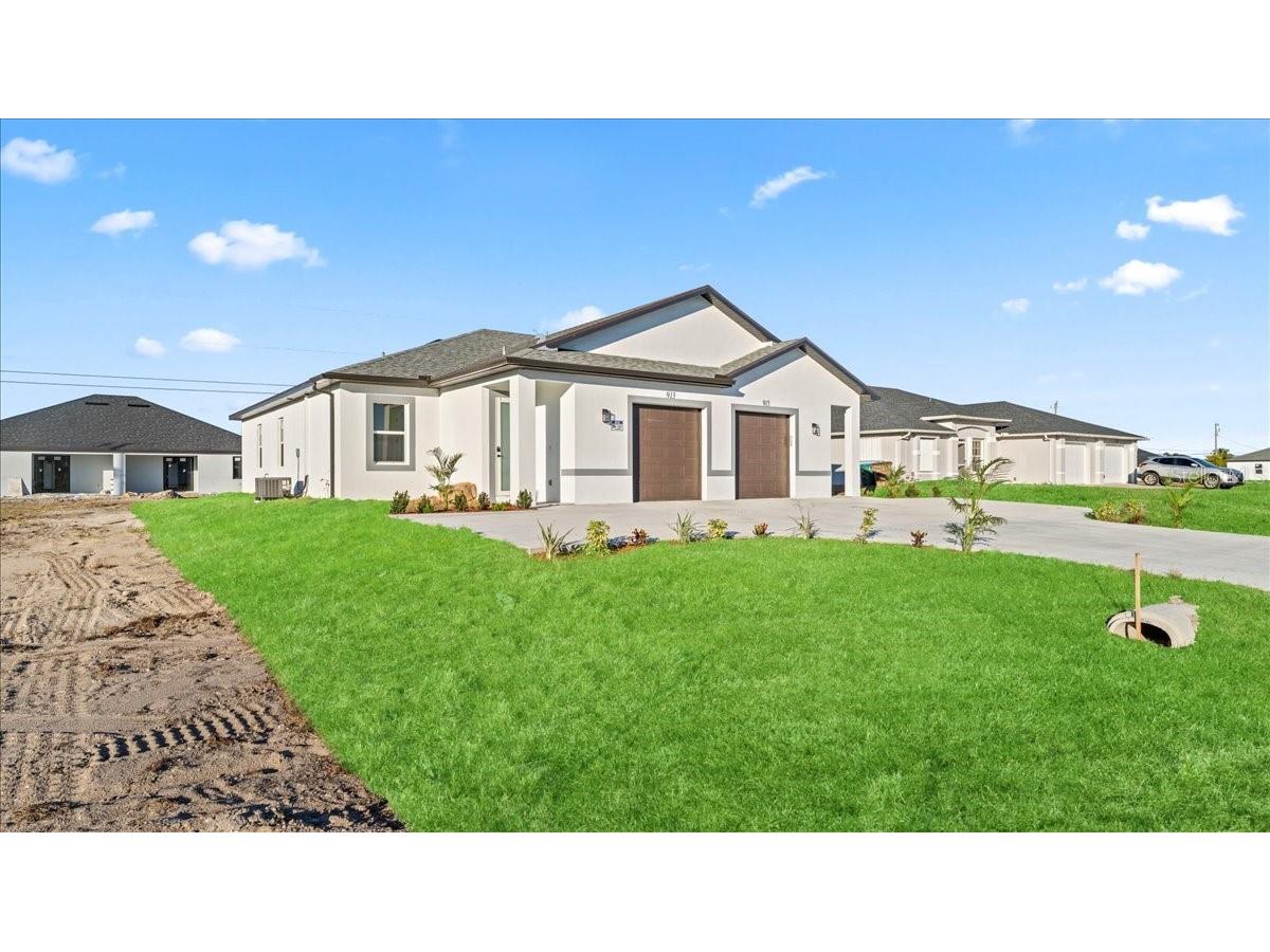 1323/1325 NE 8th Place Cape Coral FL 33909 A4686278 image3