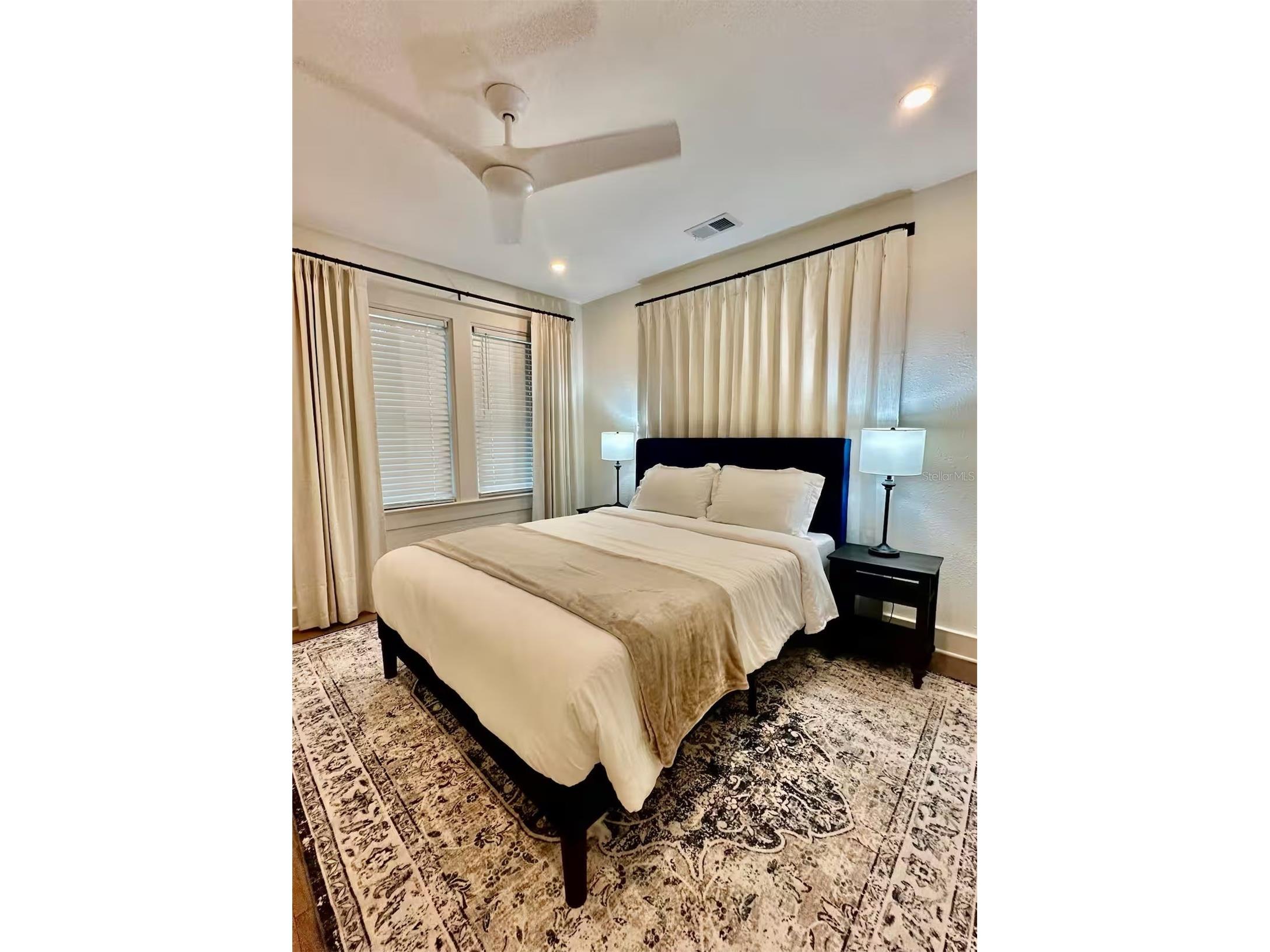 1323 7th Avenue N Saint Petersburg FL 33705 TB8531887 image24