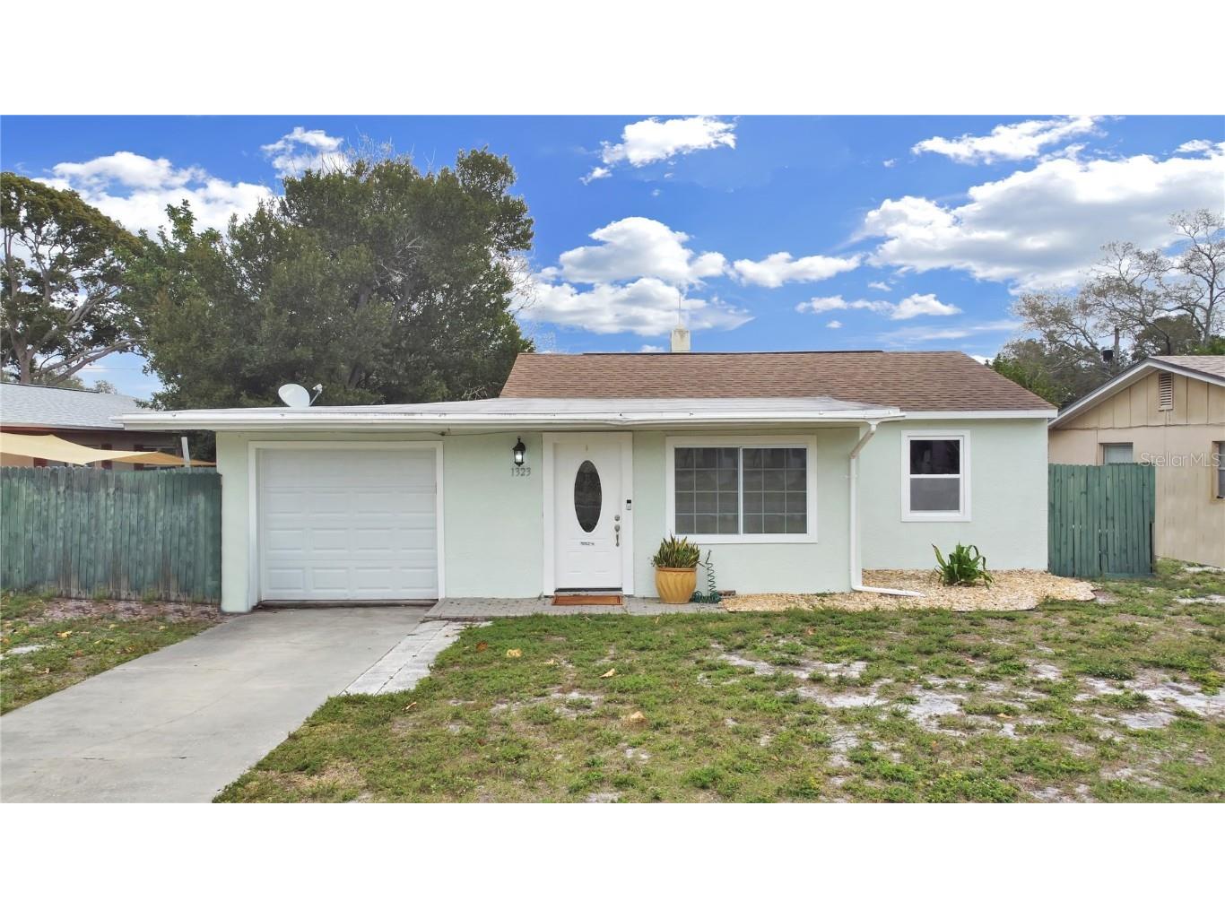 1323 Boylan Avenue Clearwater FL 33756 U8229090 image1