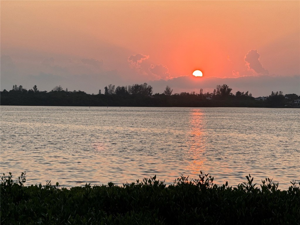 1323 Landings Drive #12 Sarasota FL 34231 A4634310 image46