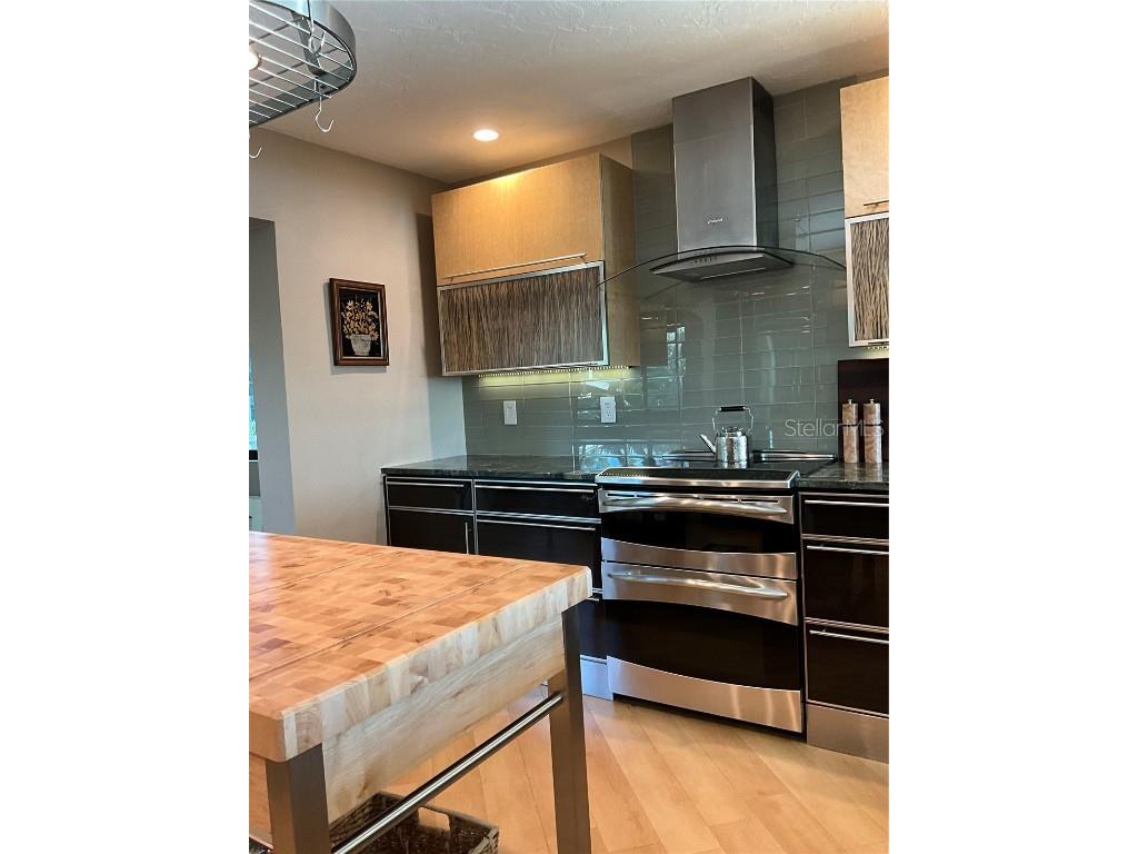 1323 Landings Drive #12 Sarasota FL 34231 A4634310 image6