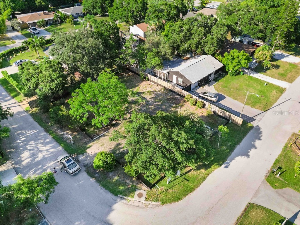 1323 Loma Linda Court Sarasota FL 34239 A4575546 image1