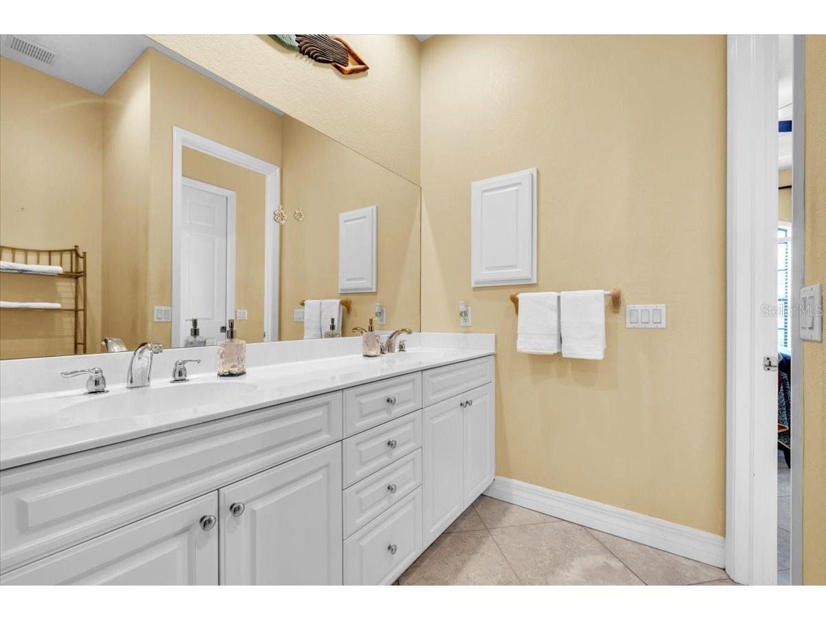 1323 Mediterranean Drive #122 Punta Gorda FL 33950 - SHINER COVE CANAL C7528333 image22