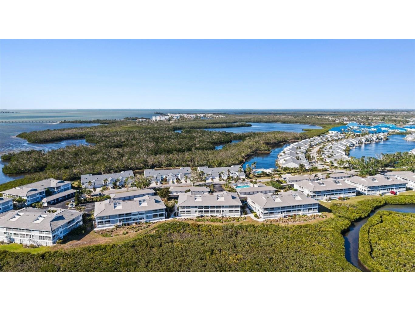 1323 Perico Point Circle #107 Bradenton FL 34209 A4645407 image32