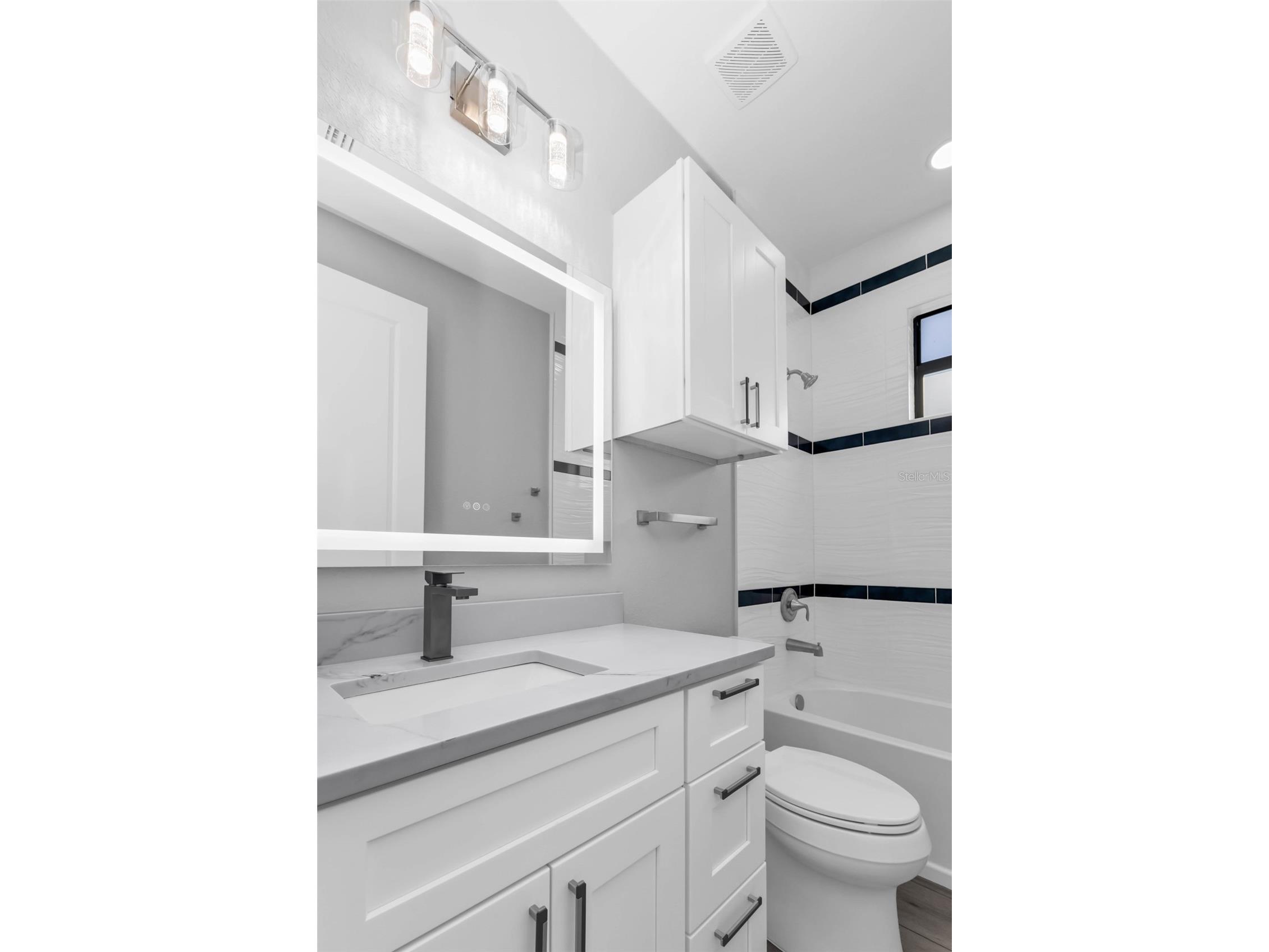 1323 Wesley Drive #112 Punta Gorda FL 33950 A4678041 image22