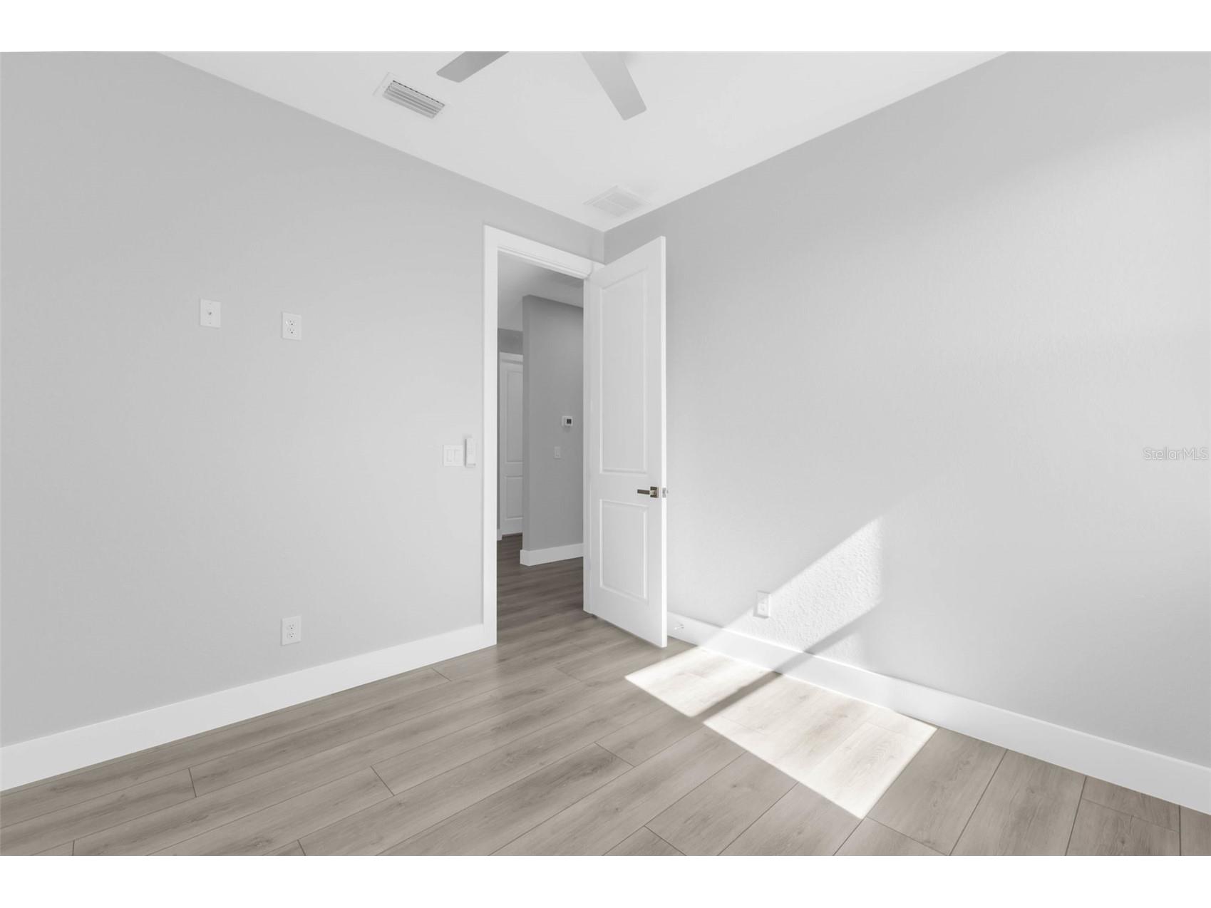 1323 Wesley Drive #112 Punta Gorda FL 33950 A4678041 image32