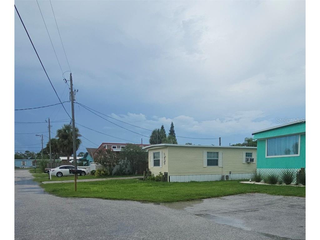 13230 Jacaranda Lane Hudson FL 34667 TB8418454 image79